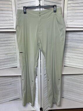 Columbia Sage Green Hiking Pants Size 12 Roll Up Hem Zip Pocket